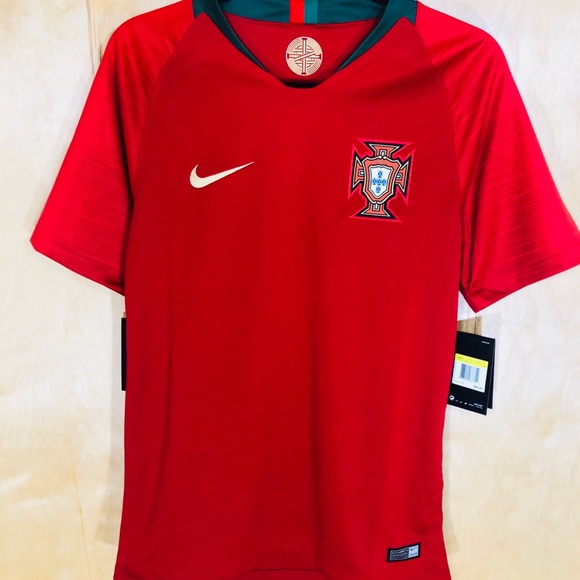NWT Nike Men’s Portugal Stadium Home Jersey-893877 - Picture 4 of 8